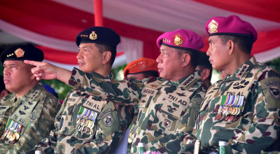 Panglima TNI Jenderal Agus Subiyanto Resmi Jadi Warga Kehormatan Baret Ungu