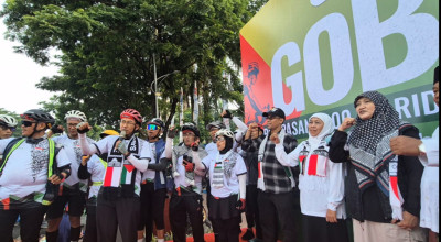 Ride for Palestine 2025 Dilepas Khofifah, Bawa Misi Kemanusiaan Surabaya-Jakarta