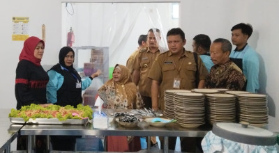 SPPG Gadungan Kediri Libatkan Komunitas Disabilitas, Produksi APD-Alat Dapur