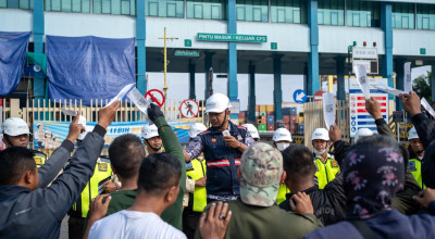 TPS Hadapi Unjuk Rasa hingga Serangan Siber DDoS