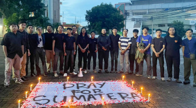Lilin Duka BEM FISIP UMJ, Banjir Sumatra Harusnya Bencana Nasional