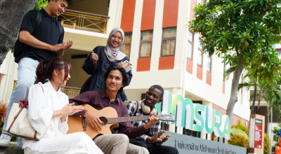Kuliah Gratis di Surabaya, UMSURA Buka 14 Beasiswa, Ada Jalur Influencer!