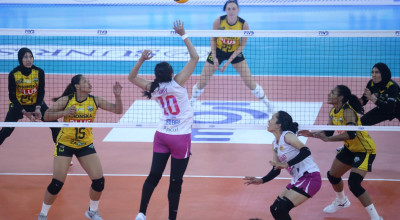 Gresik Phonska Plus Pupuk Indonesia Menang Telak Lawan Popsivo Polwan