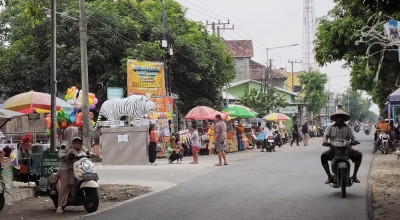 Viral Patung Macan Putih Berkah untuk Balongjeruk Kediri, Ekonomi Desa Terangkat
