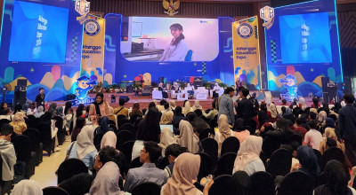 BRI Edukasi Produk dan Aktivasi BRImo di Airlangga Education Expo 2026