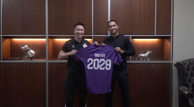 Persik Kediri Perpanjang Kontrak Ezra Walian Sampai 2029