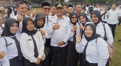 Ribuan PPPK Paruh Waktu di Tulungagung Terima Petikan SK