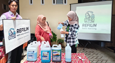 Isi Ulang Itu Keren, Refilin Roadshow Bikin Kediri Bebas Sampah Sachet