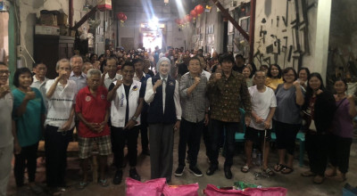 Harmoni Imlek Nusantara, 200 Warga Tambak Bayan dan Gedung Setan Terima Bansos