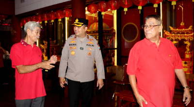 Pastikan Perayaan Imlek Kondusif, Kapolres Gresik Tinjau Klenteng Kim Hin Kiong