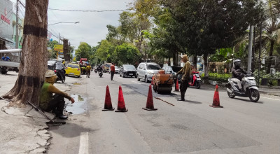 Kejar Zero Lubang, PUPR Kediri Tambal Jalan Poros Jelang Mudik Lebaran 2026