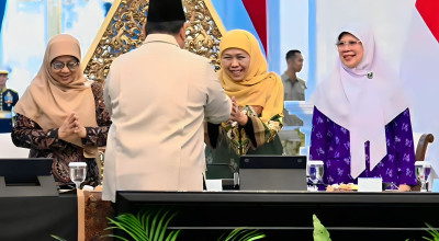 Khofifah Penuhi Panggilan Presiden Prabowo, Diiringi Pimpinan Ormas