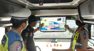 Polres Malang Sosialisasikan Tertib Lalu Lintas di Angkutan Penumpang