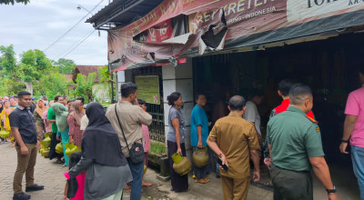 Sidak Gas LPG di Tulungagung, Temukan Antrian Pembelian di Pangkalan