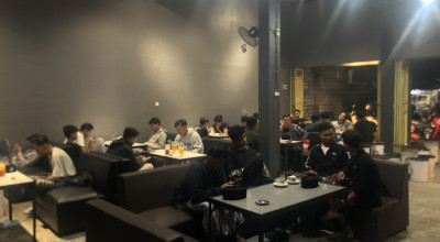 Tak Ingin Terkekang Stigma, Gen Z di Lamongan Ini Pilih Buka Usaha Warung Kopi