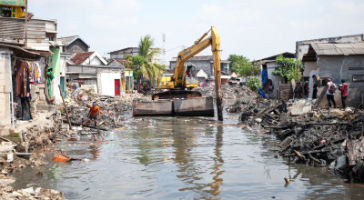 Normalisasi Sungai Kalianak Surabaya Mulai Digarap