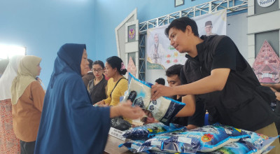 Operasi Pasar Murni di Burengan Kota Kediri Diserbu Emak-Emak