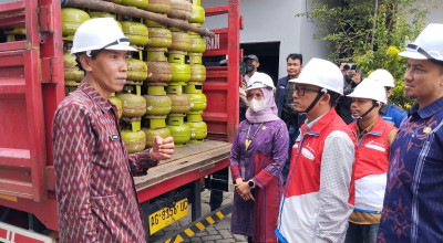 Disperdagin Kota Kediri Cek SPBE, Pastikan Stok LPG 3 Kg Aman hingga Lebaran