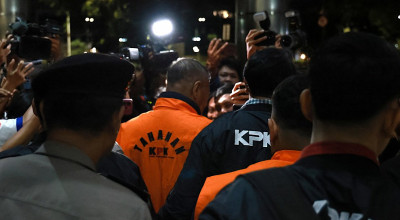 Peran Vital Ajudan dalam Kasus Pemerasan Bupati Tulungagung Gatut Sunu