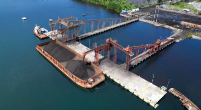 Sektor Industri Bergeliat, Arus Curah Cair di Pelabuhan Tumbuh Pesat