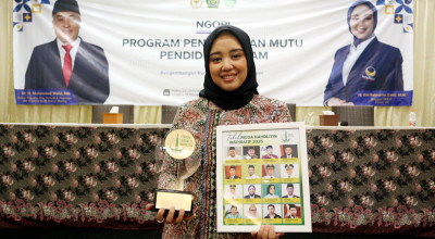 Jejak Literasi ke Aksi, Refleksi Kepemimpinan Perempuan Dini Rahmania