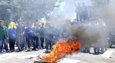 Mahasiswa Sebut Kinerja DPRD Tulungagung Lemot Pasca OTT Bupati Gatut Sunu