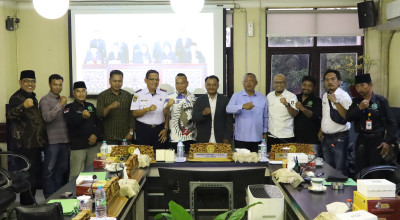 DPRD Surabaya dan Jukir Sepakat Tolak Julukan Preman pada Juru Parkir