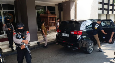 3 Koper Diamankan KPK Dari Penggeledahan Kantor Pemkab Tulungagung