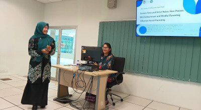 Dosen Unisda Lamongan Ikuti Forum Internasional di UiTM Malaysia