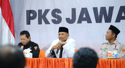 PKS Jatim Beasiswai Kader Jadi Advokat, Siap Beri Bantuan Hukum Gratis
