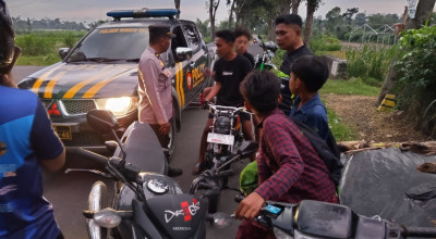 Polsek Ringinrejo Bubarkan Balap Liar di Jalan Kali Mambeg