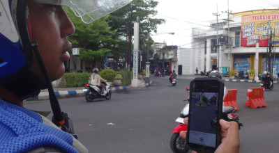 Waspada, Satlantas Polres Tulungagung Mulai Operasikan ETLE Handheld
