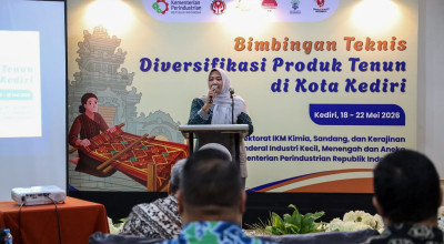 Tenun Ikat Kota Kediri Siap Dobrak Pasar Modern Lewat Produk Diversifikasi