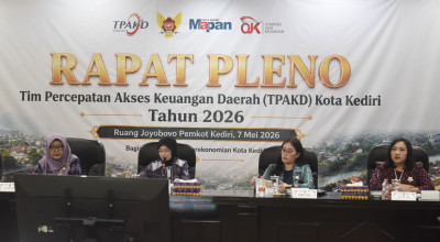 Rapat Pleno TPAKD 2026, Wali Kota Kediri Tekankan Digitalisasi dan Literasi Keuangan