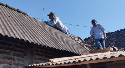 Kolaborasi Pramuka dan RSTN, Bedah 3 Rumah Tidak Layak Huni di Kota Kediri