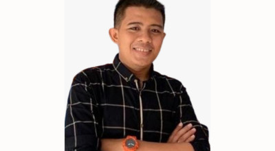 Rizal Umar Dobrak Stigma Apotek, Ubah Gerai Obat Jadi Pusat Edukasi
