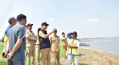 Alami Pendangkalan, Pemkab Lamongan Keruk Waduk Gondong untuk Pertanian