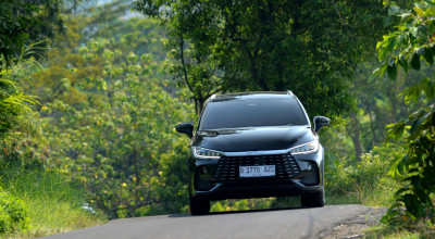 Lebih Irit 65 Km Per Liter, Begini Ketangguhan Mobil Listrik BYD M6 DM