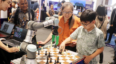 Smart Chess hingga VR Ramaikan Pameran Dies Natalis ke-40 FT Ubaya