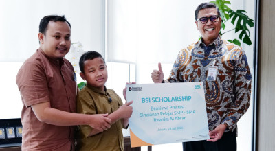 BSI Beri Beasiswa dan Umrah untuk Talenta IT Cilik Peraih Apresiasi NASA