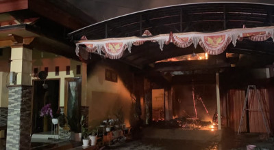 Rumah Janda di Plosoklaten Kediri Diduga Dibakar Mantan Suami