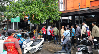 Pemkot Surabaya Fasilitasi 2.700 Stan Kosong untuk Pedagang Pasar Tumpah