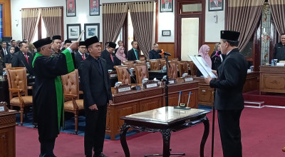 Gantikan Ayahnya, Wahyu Resmi Dilantik Sebagai Anggota DPRD Tulungagung