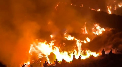 Kebakaran Meluas, Wisata Gunung Bromo Ditutup Total
