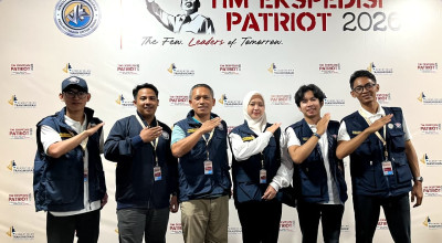 Sulap Matoa Jadi Produk Bernilai Ekonomi, Tim Ekspedisi Unair Berdayakan Warga Transmigrasi Papua Barat