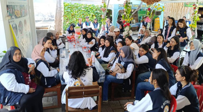 75 Mahasiswa Unitomo Gelar KKN Berdampak di Semolowaru Surabaya