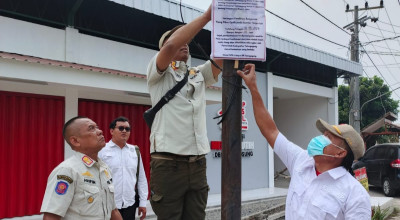 Petugas Gabungan di Tulungagung Razia Tiang FO Provider Internet Ilegal