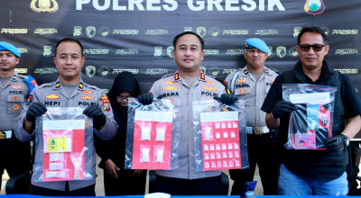 Tangkap Kurir Narkoba, Polres Gresik Sita 81,46 Gram Sabu Senilai Rp146 Juta
