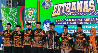 Ratusan Sekolah MA Unjuk Gigi di Extranas ke-8 Lamongan
