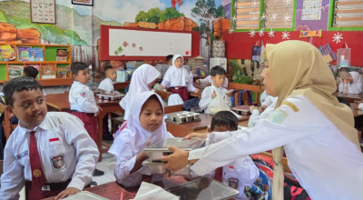Satgas MBG Kota Probolinggo Lakukan Peninjauan ke SPPG dan Sekolah